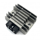 Регулятор напряжения Yamaha YBR125, 1 фишка 5 конт